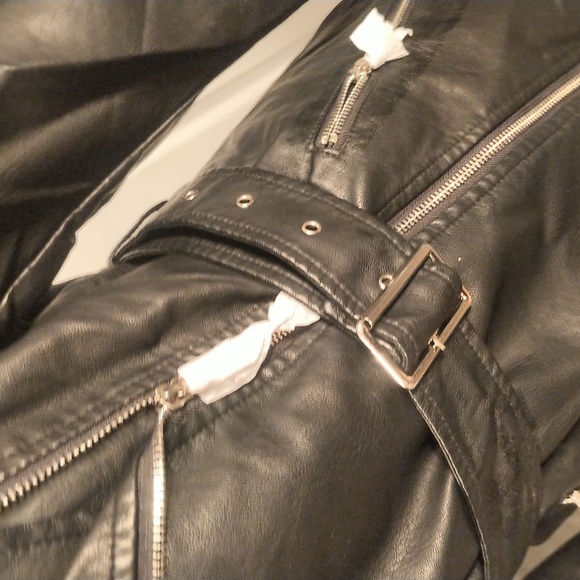 NWT-Ladies leather jacket with belt - Picture 6 of 7